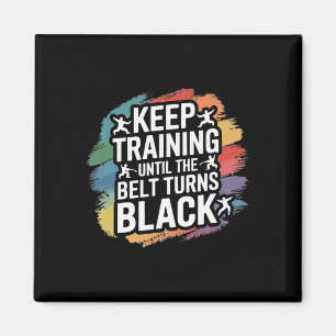 Training behalten, bis der Gürtel den schwarzen Re Magnet