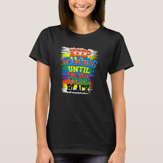 Training behalten, bis der Gürtel schwarz wird - A T-Shirt