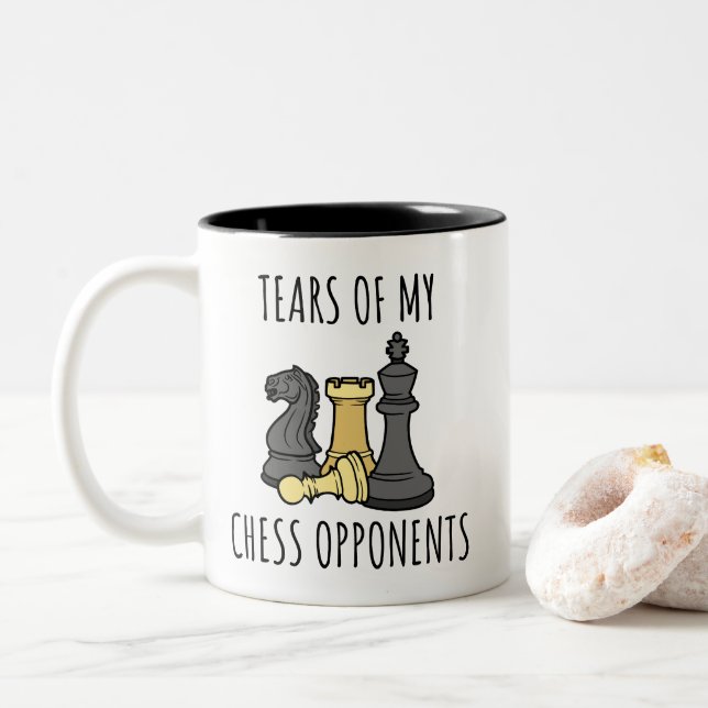 Tränen meines Schachgegners Spaß Zweifarbige Tasse (Mit Donut)