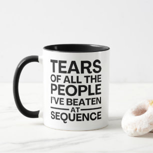Tränen von allen Menschen, die ich in Sequenzen ge Tasse