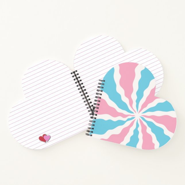 trans swirl design on heart shaped notebook notizbuch (Innenseite)