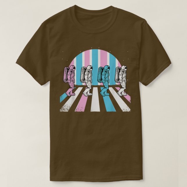 Transgender Astronaut LGBT-Q Space-man Moon Trans  T-Shirt (Design vorne)