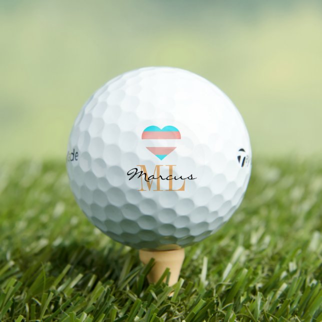 Transgender Flag, Herz & Pride Golf mit Monogramm Golfball (Insitu T-Shirt)