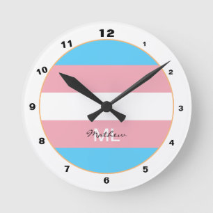 Transgender Flag & Pride Community / mit Monogramm Runde Wanduhr