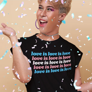 Transgender Pride Flag Typografie Liebe ist Liebe T-Shirt