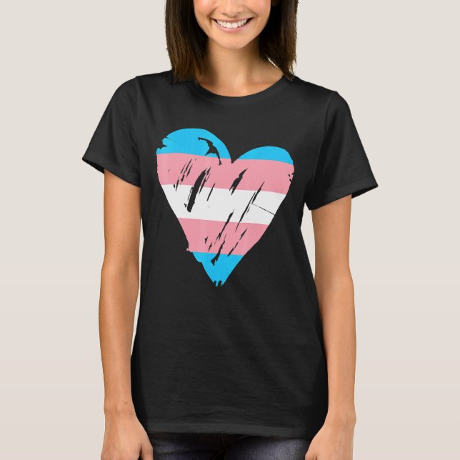 Transgender Pride Niedlich Heart Flag T-Shirt (Vorderseite)