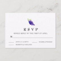 Trauben auf der RSVP-Karte für Weintrauben