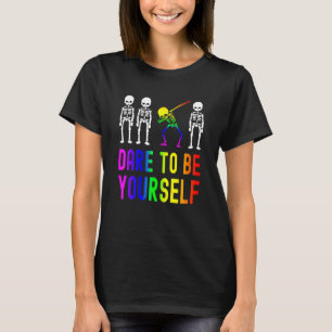 Traue Dir Selbst Zu Lgbt Stolz Skelett Dabbing 1 T-Shirt