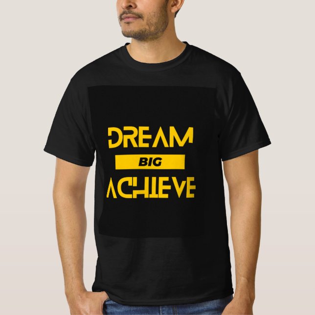 Traum groß, erreicht: Motivierend T - Shirt für Mä (Vorderseite)