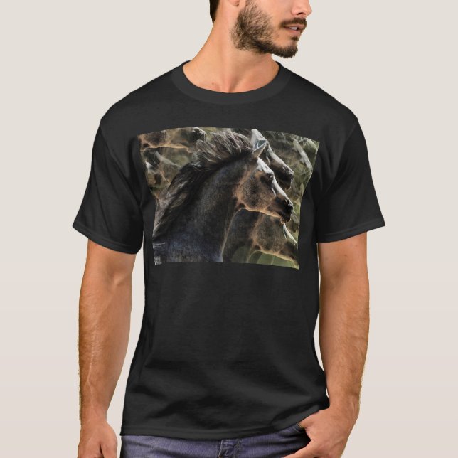 Träumen der Pferde T-Shirt (Vorderseite)