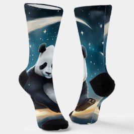 Träumen im Mondlicht: Pandas Celestial Serenade Socken
