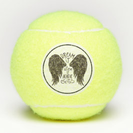 Träumen Sie, es zu erreichen. Tennisbälle