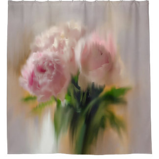 Träumerische rosa Pfingstrosen in weißer Vase Duschvorhang