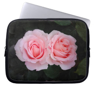 Träumerische Rosen-Neopren-Laptop-Hülsen Laptopschutzhülle