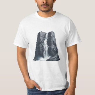Traumhafter Wasserfall T-Shirt
