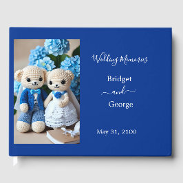 Traumhaftes Hochzeitspaar in Blau und Weiß Gästebuch