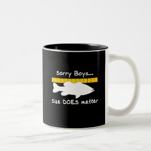 Traurige Jungen. Größe ist - lustige Barschangeln Zweifarbige Tasse
