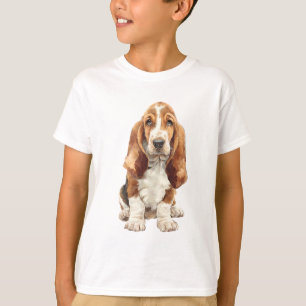 Trauriger Basset Hound-Welpe mit hängenden Ohren f T-Shirt