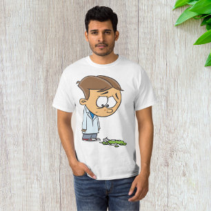 Trauriger Jungenwissenschaftler mit gescheitertem T-Shirt