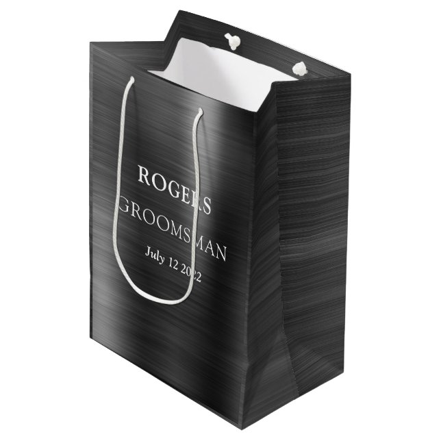 Trauzeuge Black Brushed Metal Mittlere Geschenktüte (Vorderseite Schrägansicht)