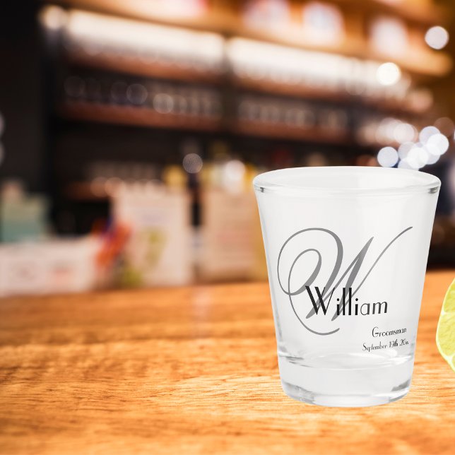 Trauzeuge Geschenk Moderne Monogramm Name Datum Ni Schnapsglas (Get him a  shot glass that will be treasured for years to come.)