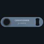 Trauzeuge-Geschenk Personalisierte Monogramm Hochz Speed Flaschenöffner<br><div class="desc">Monogram personalisierte Hochzeitsgeschenkflaschenöffner für Trauzeugen. Passen Sie es mit Ihren eigenen Daten an. Für weitere Anpassungen klicken Sie bitte auf den Link "Personalisieren" und verwenden Sie die erweiterten Designwerkzeuge von Zazzle,  um diese Vorlage anzupassen.</div>