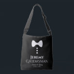 Trauzeuge White Krawatte Wedding Swag Bag Tragetaschen Mit Langen Trägern<br><div class="desc">Diese lustigen Taschen sind als Favoriten, Geschenke oder als Waggons für Hochzeitsfeiern für Trauzeugen konzipiert. Sie zeigen eine weiße Krawatte mit drei Knöpfen und Text, der Trauzeuge mit einem Platz zum Geben seines Namens sowie die Namen des Ehepaares und das Hochzeitsdatum liest. So können Sie sich bei allen Männern in...</div>