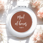 Trauzeugin Brown Terracotta Wedding Taschenspiegel<br><div class="desc">Trauzeugin Compact Mirror in Braun und Weiß für Hochzeit,  Brautparty,  Brautparty,  Junggeselinnen-Abschied. Karo mehr Produkte mit diesem Design in der Kollektion unten.</div>