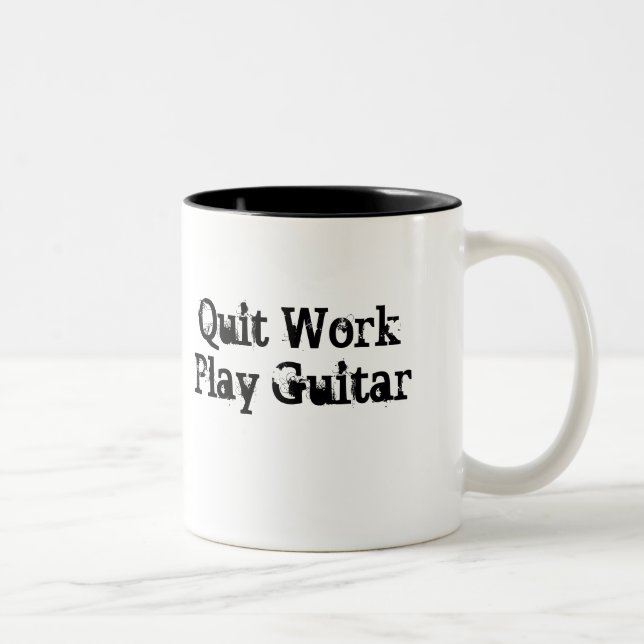 Travail stoppé, tasse de café de guitare de jeu (Droit)