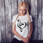 Treble Clef & Bass Clef Herz T-Shirt<br><div class="desc">Dieses einzigartige Design besticht durch einen herzförmigen Trebel und einen Bass-Stift, der perfekt für Musikfreunde aller Genres geeignet ist. Ob Musiker, Musiklehrer oder einfach nur ein Fan von großartiger Musik, unser Treble Clef Bass Clef Heart T - Shirt ist eine Must-Have Ergänzung zu Ihrem Kleiderschrank.</div>