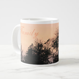 Treeline mit Peach Sky Jumbo-Tasse