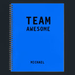 Treffen der Personalisierten Notes des Funny Team Notizbuch<br><div class="desc">Funny Team Personalisiert Notes Office Meeting Notebook enthält den Text "Team Phantastisch" mit Ihrem personalisierten Namen unten auf einem neonblauen Hintergrund. Personalisieren Sie diese,  indem Sie den Text in dem dafür vorgesehenen Textfeld bearbeiten. Entwickelt für Sie von ©Evco Studio www.zazzle.com/store/evcostudio</div>