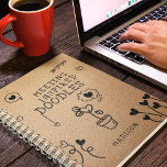 Treffen Inspiriert Doodles Office Funny Personalis Notizbuch<br><div class="desc">Meeting Inspiriert Doodles Office Funny Personalisiert Notebook enthält den Text "Meeting inspiriert Doodles" mit einer Vielzahl von gürtelhaften Liebe Herzdoodles auf einem Kraftpapier Hintergrund mit Ihrem personalisierten Namen unten. Personalisieren Sie den Text durch Bearbeiten in den bereitgestellten Textfeldern. Entwickelt für Sie von ©Evco Studio www.zazzle.com/store/evcostudio</div>
