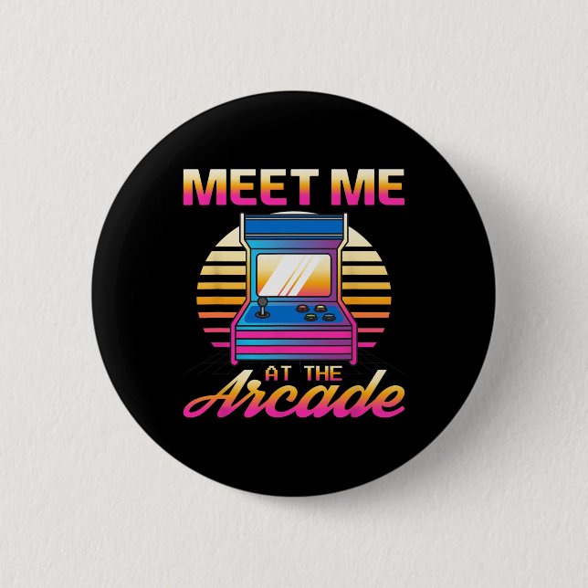Treffen Sie mich im Arcade Gamer Vaporwave Retro V Button (Vorderseite)