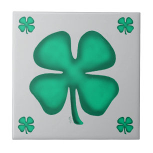 Trèfle irlandais Lucky 4 feuilles 5 petit carreau