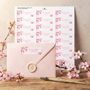 Treibendes Rosa Blütenblatt Romantische Botanik