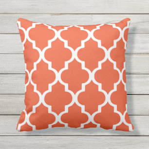 Trellis extérieur orange de Quatrefoil de coussins