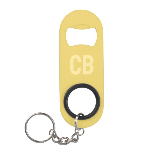 Trend Color Soft Yellow Monogram Edelstahl Mini Flaschenöffner (Vorderseite)