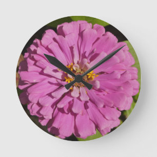 Trend-Kissen mit lila Zinnia Runde Wanduhr