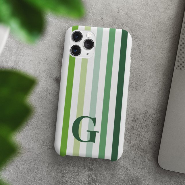 Trendgrüne Streifen mit Monogramm Case-Mate iPhone Hülle (Von Creator hochgeladen)
