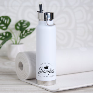 Trendige Chic Pilates Prinzessin Schwarze Typograf Trinkflasche