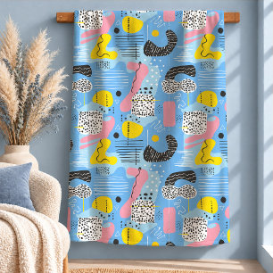 Trendige staubblaue geometrische Fleece-Decke Desi Sherpadecke
