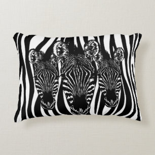 Trendige Zebrherde auf Zebradruck Dekokissen