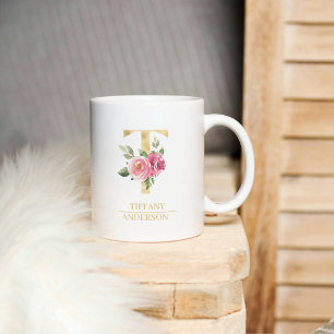 Trendiger goldener Wasserfarben-Blumenbuchstabe T Kaffeetasse