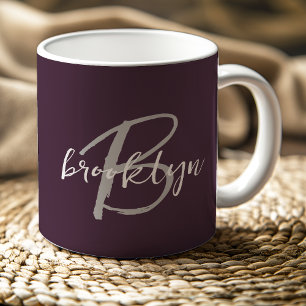 Trendiger Pflaumen-Purple-Grau-Weiß-Script-Monogra Kaffeetasse