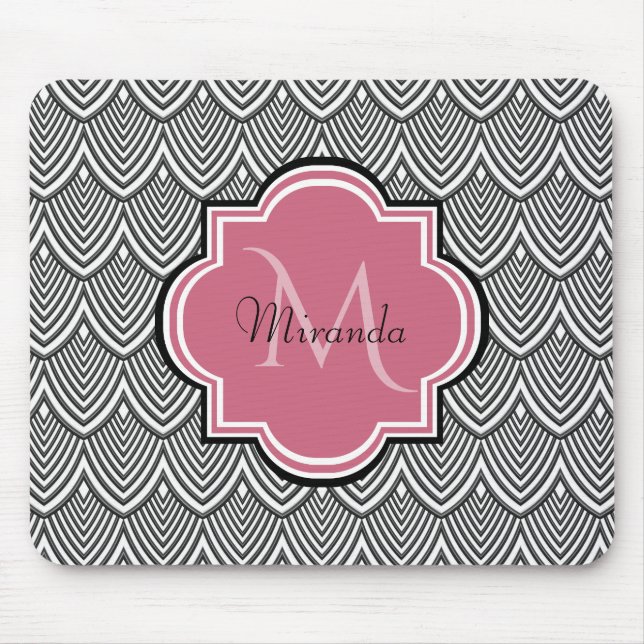 Trendschwarz angestrichene Scallops Pink Monogram  Mousepad (Vorne)