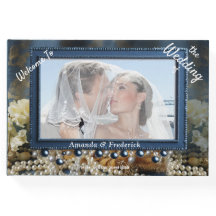 Trendy 3-D Blue Denim Print mit Kostümschmuck