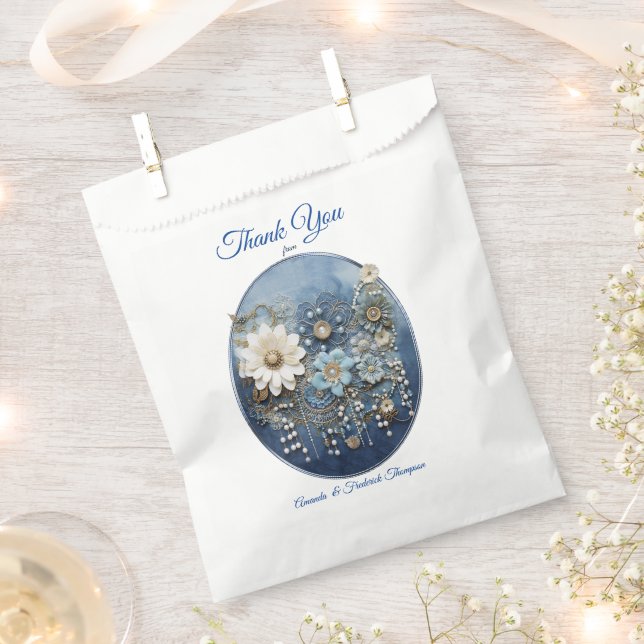 Trendy 3-D Blue Denim Print mit Kostümschmuck Geschenktütchen (Ausgeschnitten)