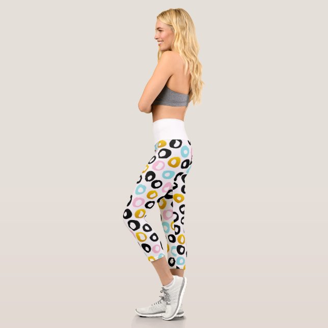 Trendy Abstract Dots Pattern Capri Leggings (Links)