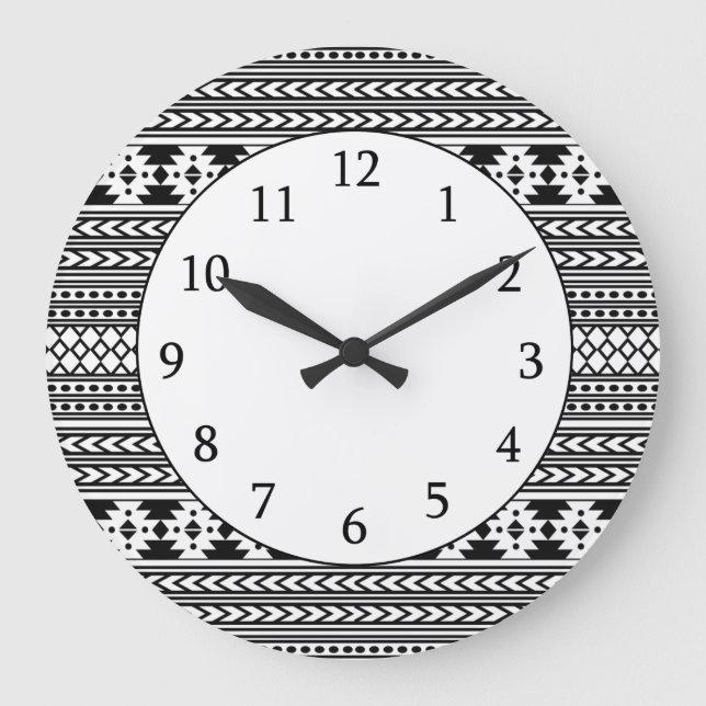 Trendy Aztec Tribal Print Geometric Pattern (Schwa Große Wanduhr (Vorderseite)